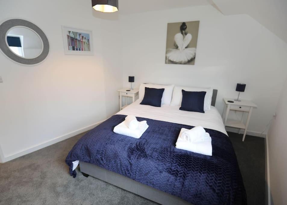 Exmouth - Apartment 1, Strand House - Modern 2 Bedroom Apartment, Perfect Location For Access To Beach & Town Centre - Sleeps 4 Guests - No Parking - Hosted By Rentmyhouse エクステリア 写真